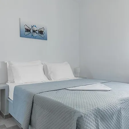 The Tree Santorini Perissa (Santorini)