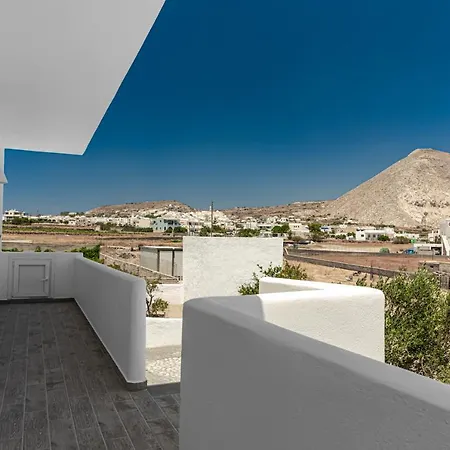 Сasa de vacaciones The Tree Santorini