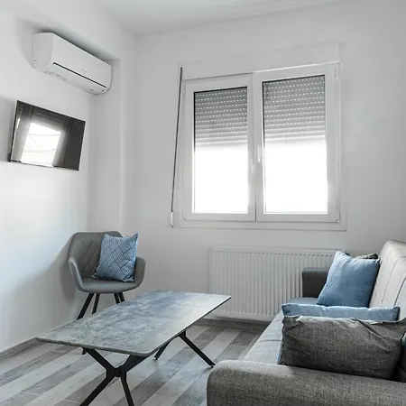 Сasa de vacaciones The Tree Santorini