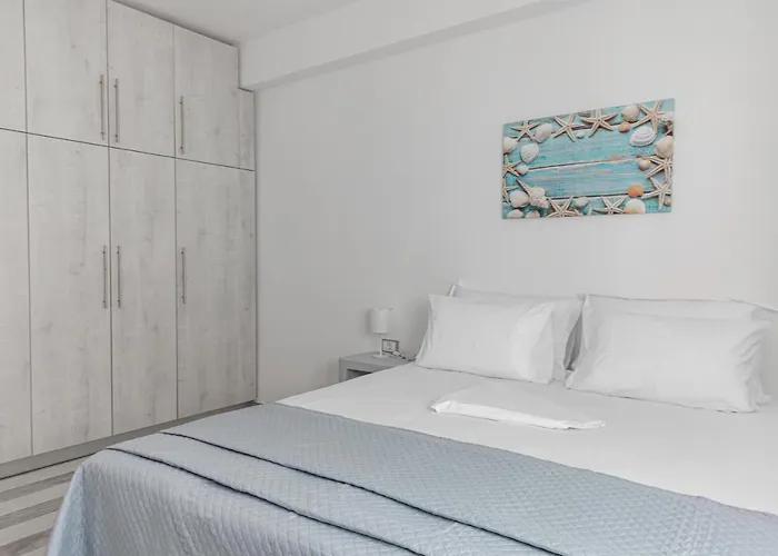 Vakantiehuis The Tree Santorini Perissa (Santorini)