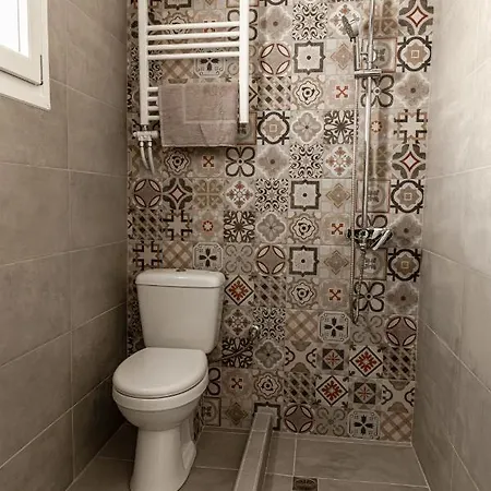 The Tree Santorini *