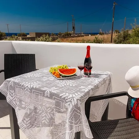 The Tree Santorini Nyaraló *