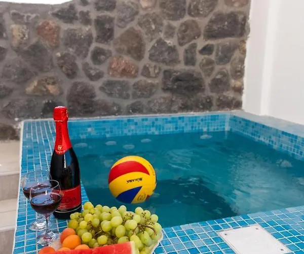 Tatil Evi The Tree Santorini Perissa (Santorini)